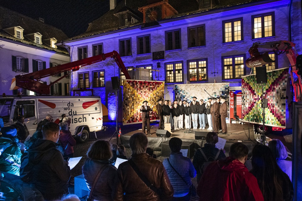 Hanswalter Graf, Kunst, Take Five, Rathausplatz Thun, Kulturnacht, Bühne