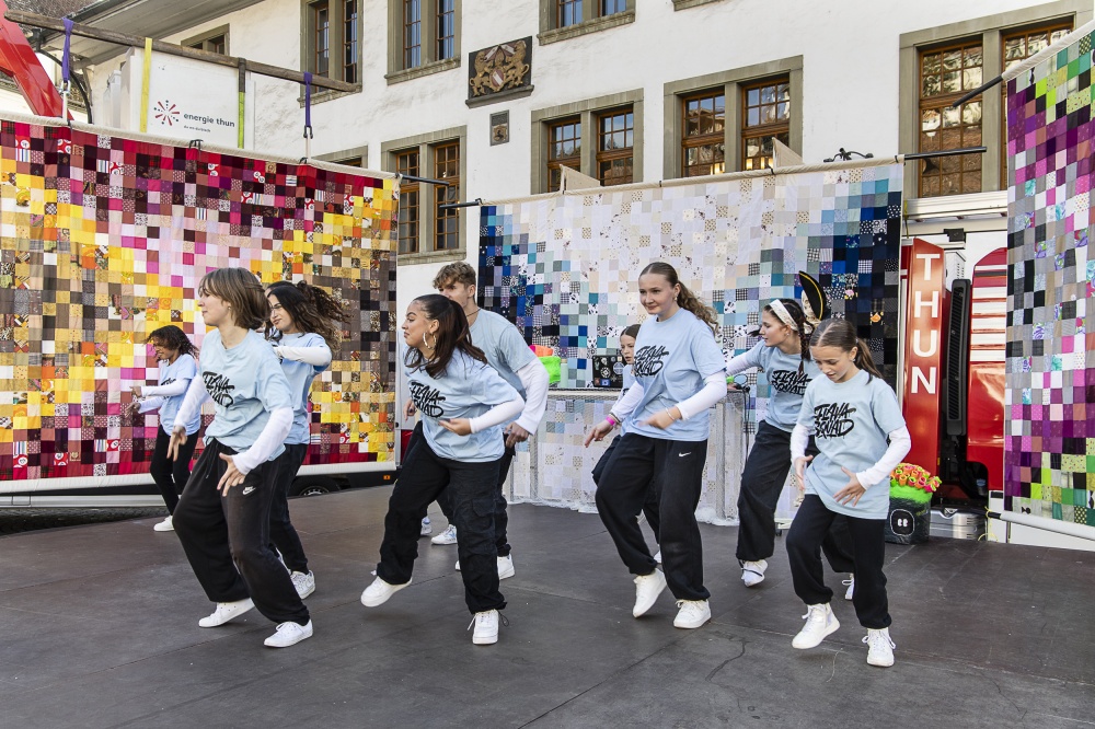 Hanswalter Graf, Kunst, Take Five, Rathausplatz Thun, Kulturnacht, Bühne